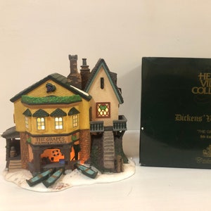 Dept 56: The Grapes Inn; Dickens&#39; Village Series, 5th Edition 1996-Department 56 RETIRED