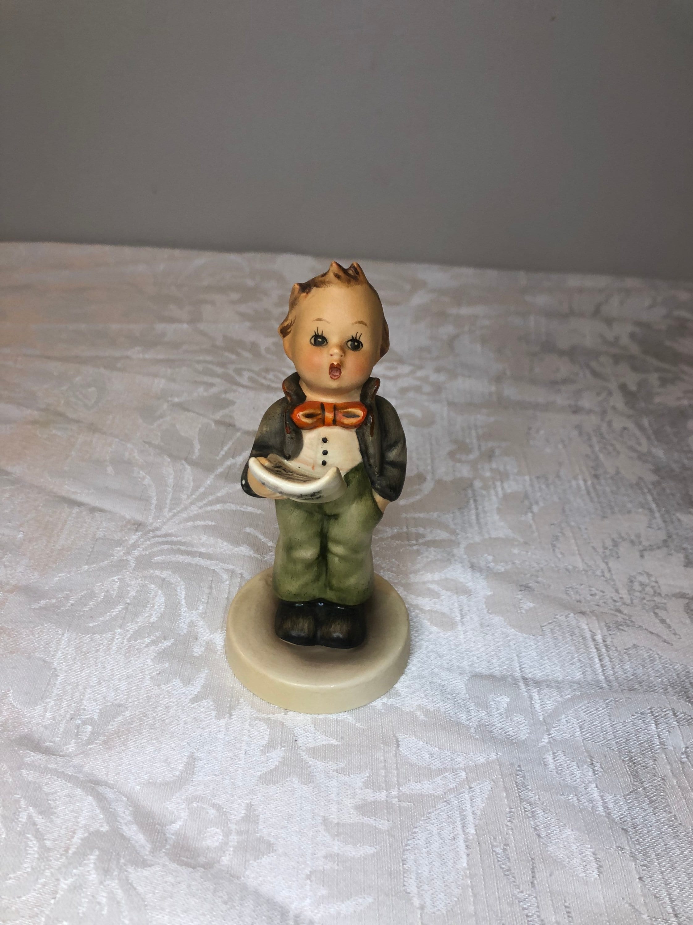 1950s Vintage Goebel Hummel Figurine; Soloist #135 TMK-2 - Etsy