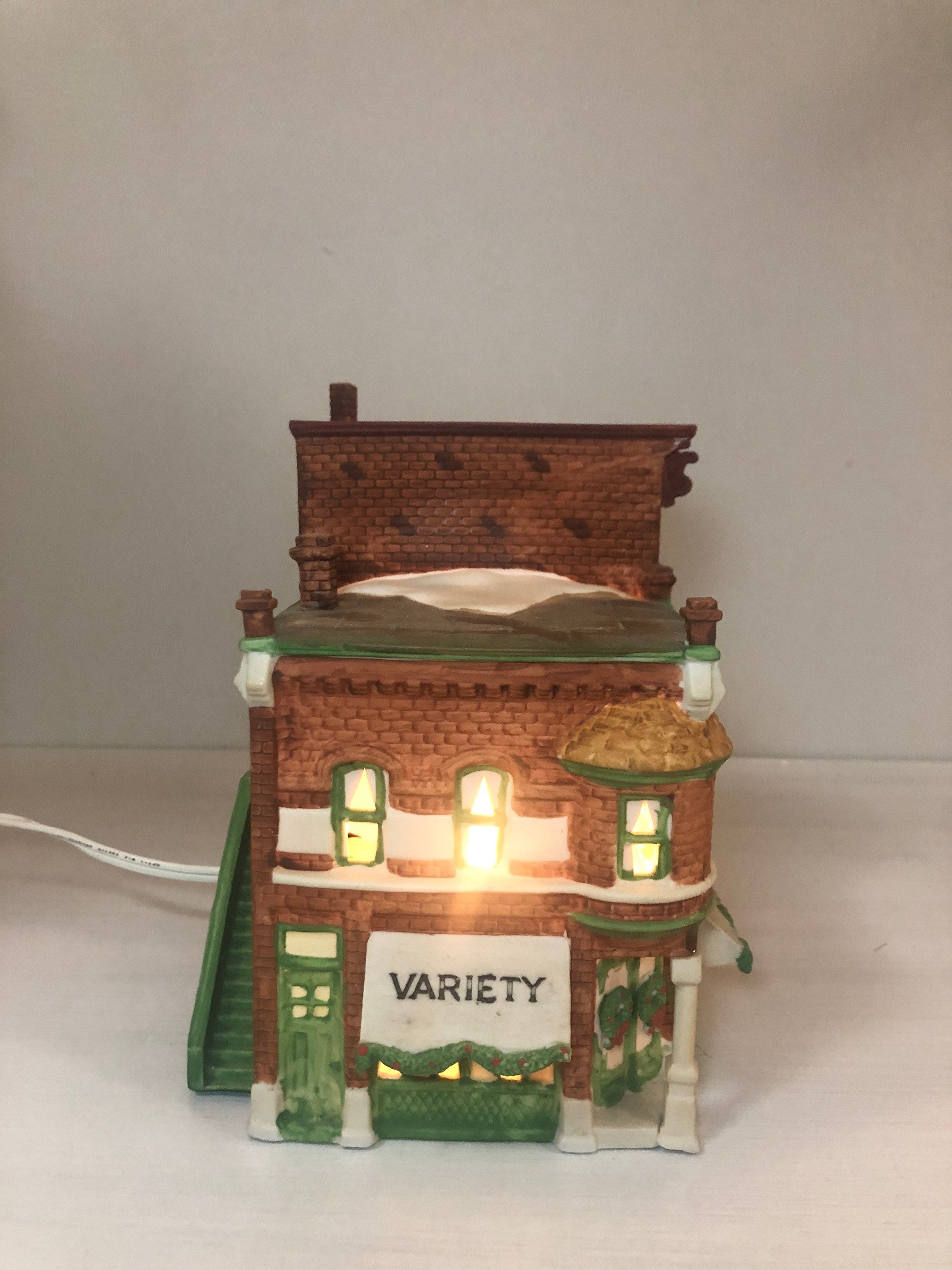 Dept 56: Variety Store & Barbershop, Christmas in the City, Department 56,  RETIRED DEPT 56 -  India