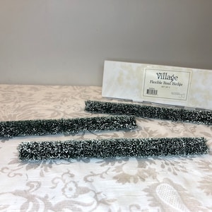 Dept 56 - Village Flexible Sisal Hedge (Set of 3) : Snow Village Department 56 RETIRED - Vintage Dept 56 ; Christmas Village Scene / Decor
