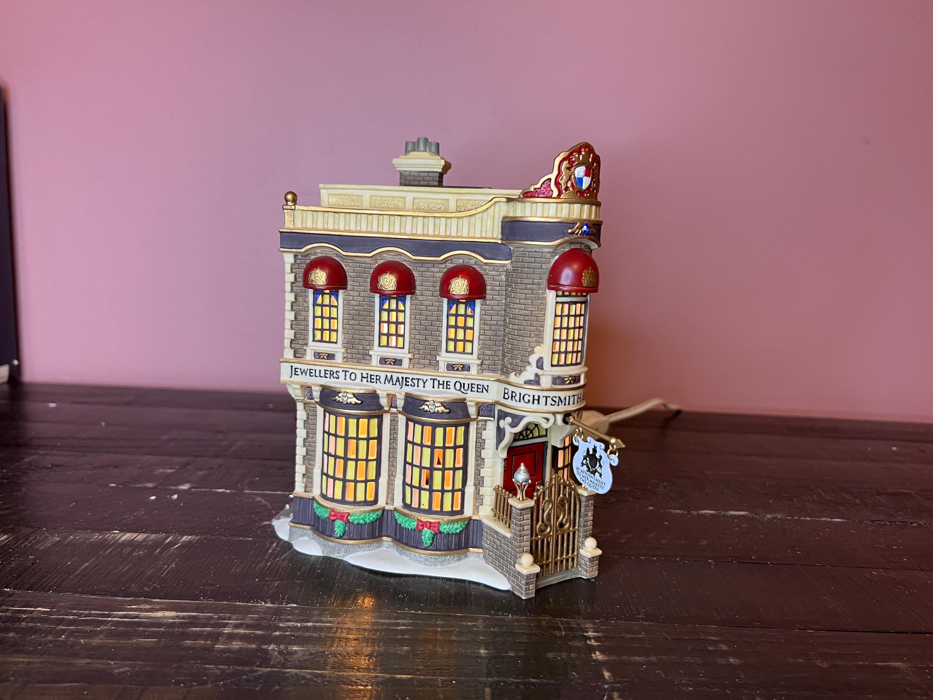 St. Nicolas 女王　イギリス衛兵　ビンテージ　オーナメント Amazon.co.jp: 英国 ロイヤルコレクション バッキンガム宮殿