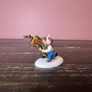 Département 56 : le gagnant par le nez ; Série Villages de la Nouvelle-Angleterre ; Rayon 56-RETRAITE, Accessoire village de Noël, Scène de village miniature