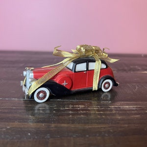 Dept 56: A Shiny New Christmas Present- Christmas in the City Series; Department 56 - RETIRED; Vintage Christmas Village Scene Accessory