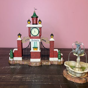 Dept 56: City Park Gateway; Christmas in the City - Department 56 - RETIRED ; Vintage Christmas Village Accessory; Vintage Christmas Decor