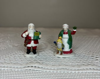 Departamento 56: Santa Claus y la señora Claus - Serie del Polo Norte; Departamento 56 - RETIRADO; Accesorios para pueblos navideños - Decoración con escena de pueblo navideño