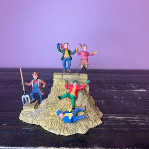 Lemax: Haystack Holiday, Lemax Village Collection; LEMAX RETIRED- Village Accessory, Fall Halloween Village Accessory Scene Decor