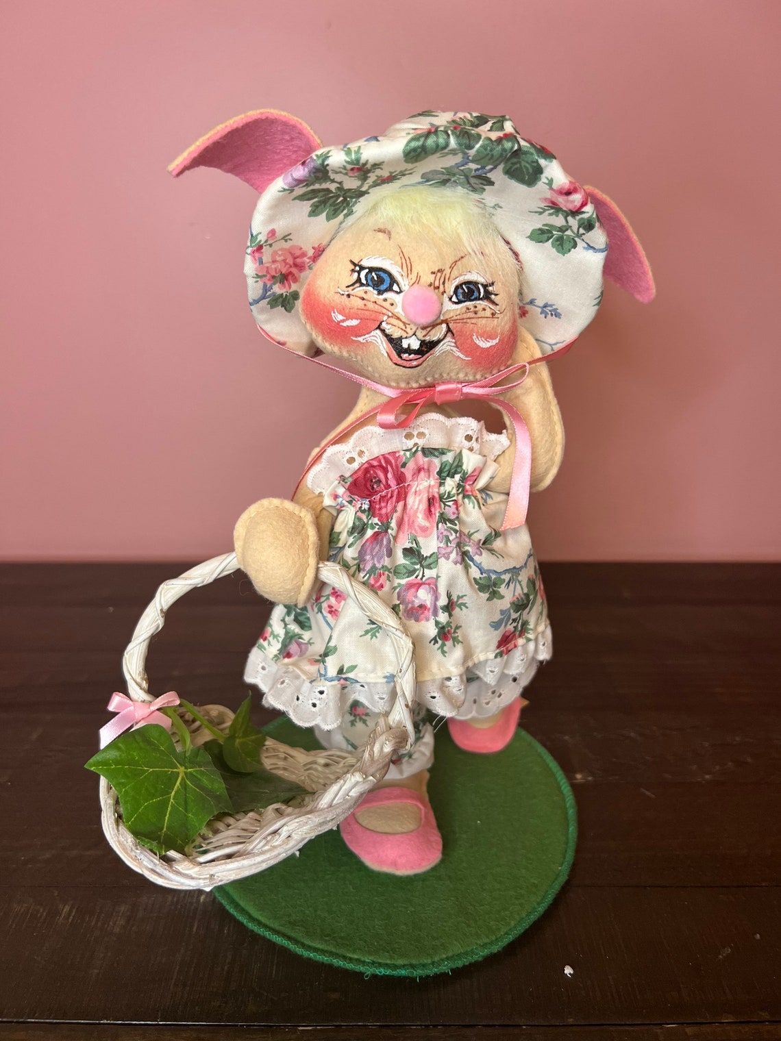 1993 Annalee Doll - 11 Inch Bunny With Whicker Basket; Cute Easter ...