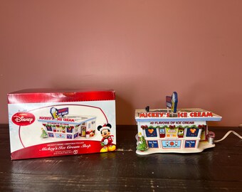 デパートメント56 ディズニーパークビレッジシリーズ ミッキー