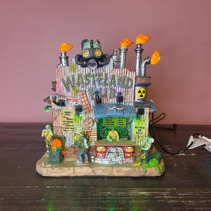 Lemax: Wasteland Pub - Spooky Town Signature Collection; LEMAX RETIRED-Vintage Village Accessory, Halloween Hotel Village Display