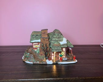 Dept 56: Crooked Fence Cottage - Dickens' Village Series; Department 56 - RETIRED; Vintage Christmas Village Scene, Lighted House