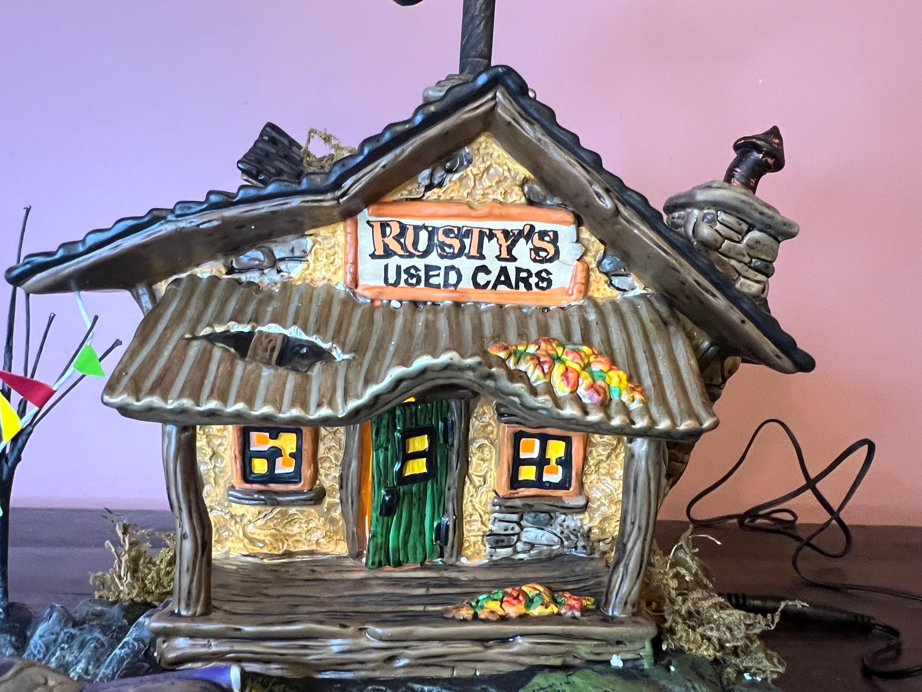 Department 56 Village Used Car Lot - The Original Snow