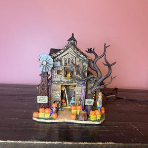 Lemax: Creepy Barn, Spooky Town Collection; LEMAX RETIRED - Vintage Village Lighted Fall Halloween House, Scary Halloween Village Display