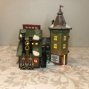 Dept 56 - Elfin Forge & Assembly Shop : North Pole Series; Department 56 - RETIRED Vintage Dept 56 ; Christmas Village Scene / Decor
