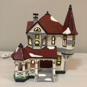 Dept 56: Queen Anne Victorian - American Architecture Series; Snow Village, Department 56- RETIRED, Vintage Christmas Village Scene Decor
