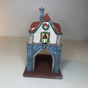 Dept 56: Gate House - Dickens Village Series; Department 56 - RETIRED - Christmas Village Scene Decor, Vintage Christmas Village Accessory