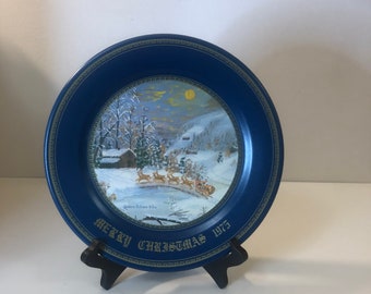 1975 Nonna Franklin &quot;L&#39;arrivo di Babbo Natale&quot; Piatto di latta vintage