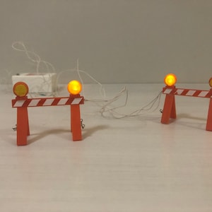 Dept 56 - Construction Lights (Set of 2): Snow Village Department 56 RETIRED; Vintage Christmas Village Accessory, Miniature Village Scene