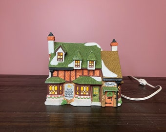 Abteilung 56: Ruth Marion Scotch Woolens – Limited Edition – Dickens' Village Series; Abteilung 56 – RUHESTAND; Vintage Weihnachtsdorfszene