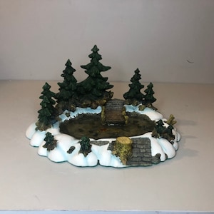 Dept 56: Village Pine Point Pond - Village Accessories; Department 56 - RETIRED ; Vintage Dept 56 - Christmas Village Scene Decor
