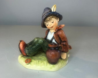 1984 Special Edition Vintage Goebel Hummel Figurine; Coffee Break #409  TMK-6 - Made in Germany