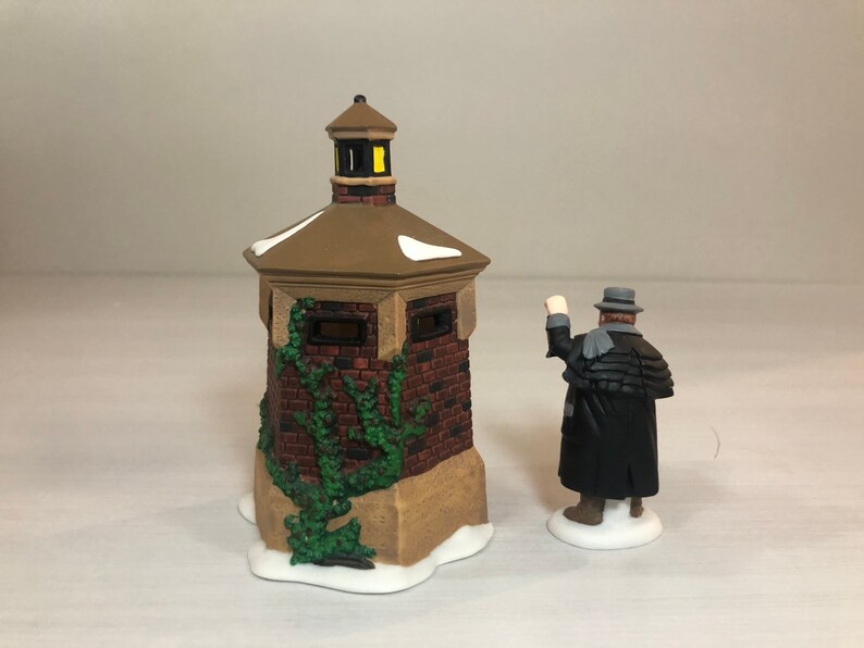 Dickens' Village "Brixton Road Watchman" - Thumbnail 5