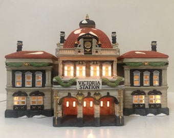 Dept 56: Victoria Station- Dickens' Village Series; Department 56- RETIRED, Vintage Christmas Village Porcelain Lighted House, Village Scene