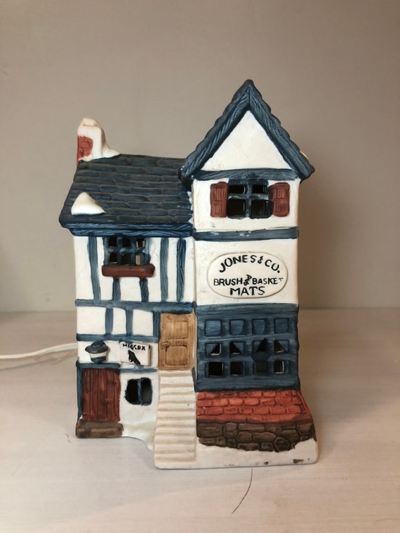 Dept 56: Jones & Company Brush and Basket Shop - Original Shops of