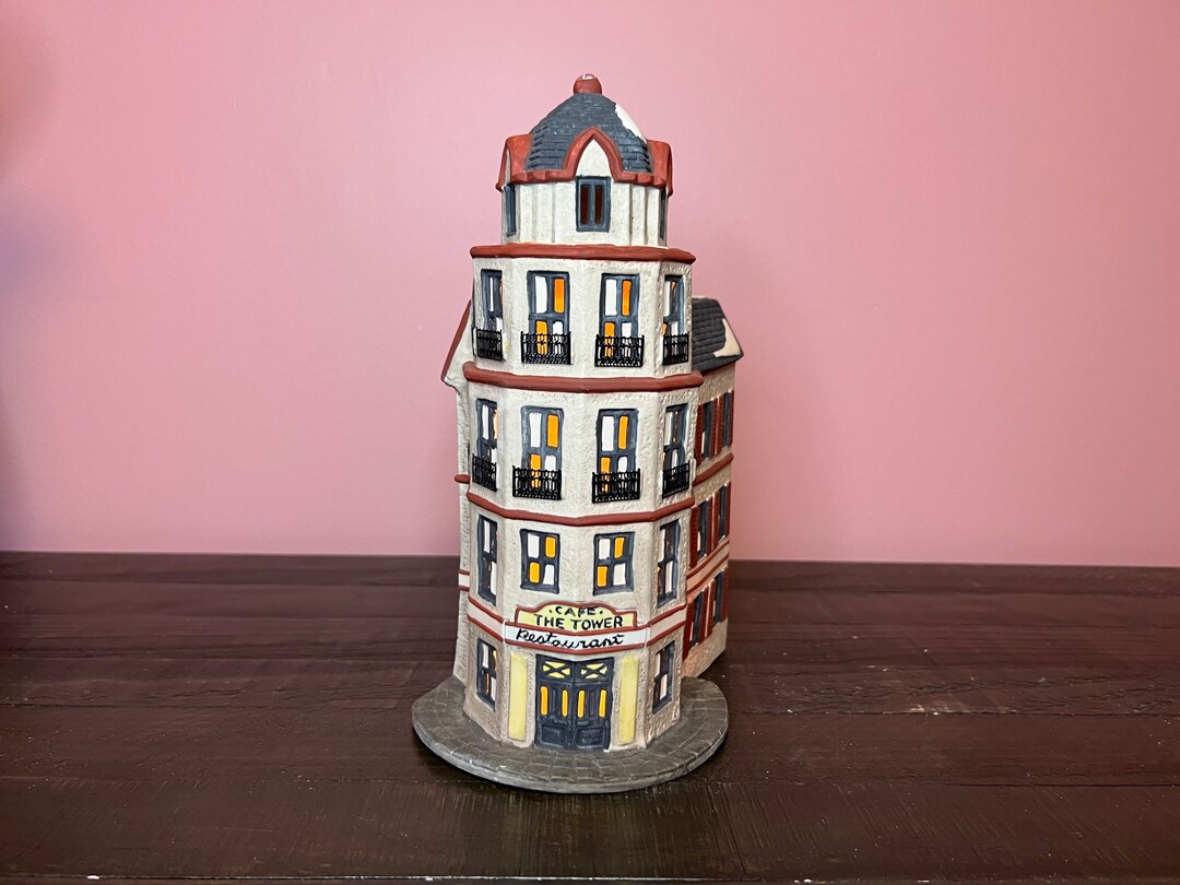 Dept 56 the Tower Cafe christmas in the City Department 56 RETIRED