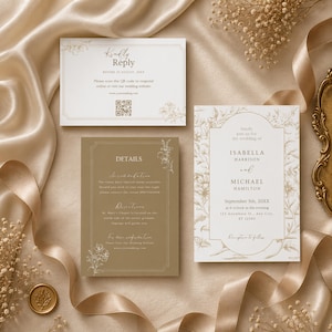Könnte beinhalten: Hochzeitseinladungsset in Elfenbein und Beige, mit floralen Mustern und eleganter Typografie. Das Set enthält eine Detailkarte, eine Antwortkarte mit QR-Code und eine Einladungskarte mit Namen und Veranstaltungsdetails.