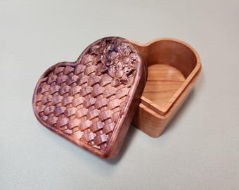 Maple en esdoorn burl geweven hartdoos