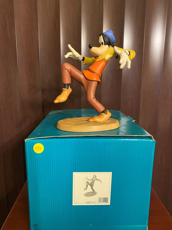 Disney WDCC Mickey Classic Collection Figure #dbd5d5 | eBay