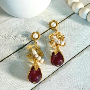 Kolczyki z perłami i granatem w kaskadzie