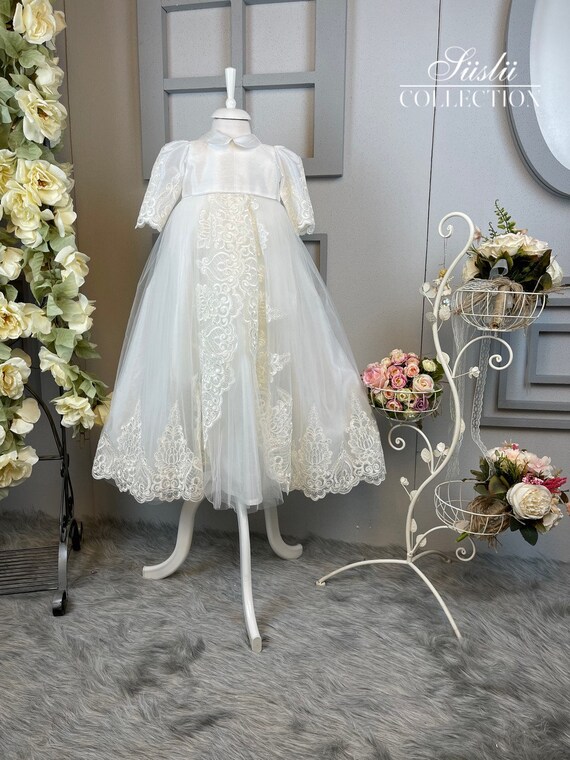 elegant lace dress with collar Elegant dress with lace and floral embroidery, high-quality high collar. apricot / M main image 0
