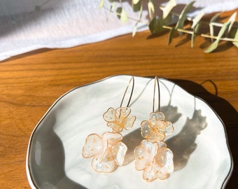 Handmade resin flower earrings, dangle earrings, Floral Earrings, 14K gold filled earrings