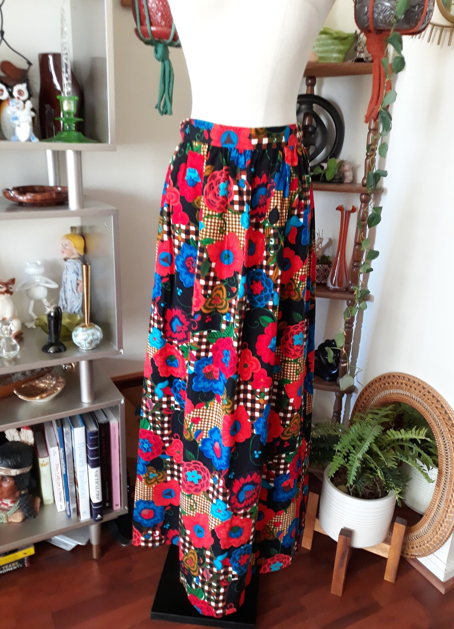 1970s Printed Maxi Skirt Vintage Maxi Skirt Vintage Skirt 60s 70s Print ...