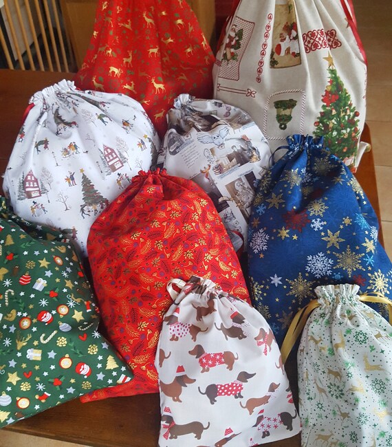 Sac cadeau Noël en tissu zéro déchet, emballage cadeau écologique, pochon tissu réutilisable, sac cadeau pour les fêtes, tissu Noël