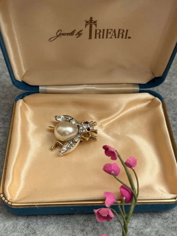 Trifari brooch bug faux pearl w rhinestone gold co