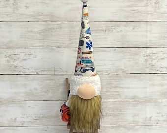 EMT Paramedic Gnome