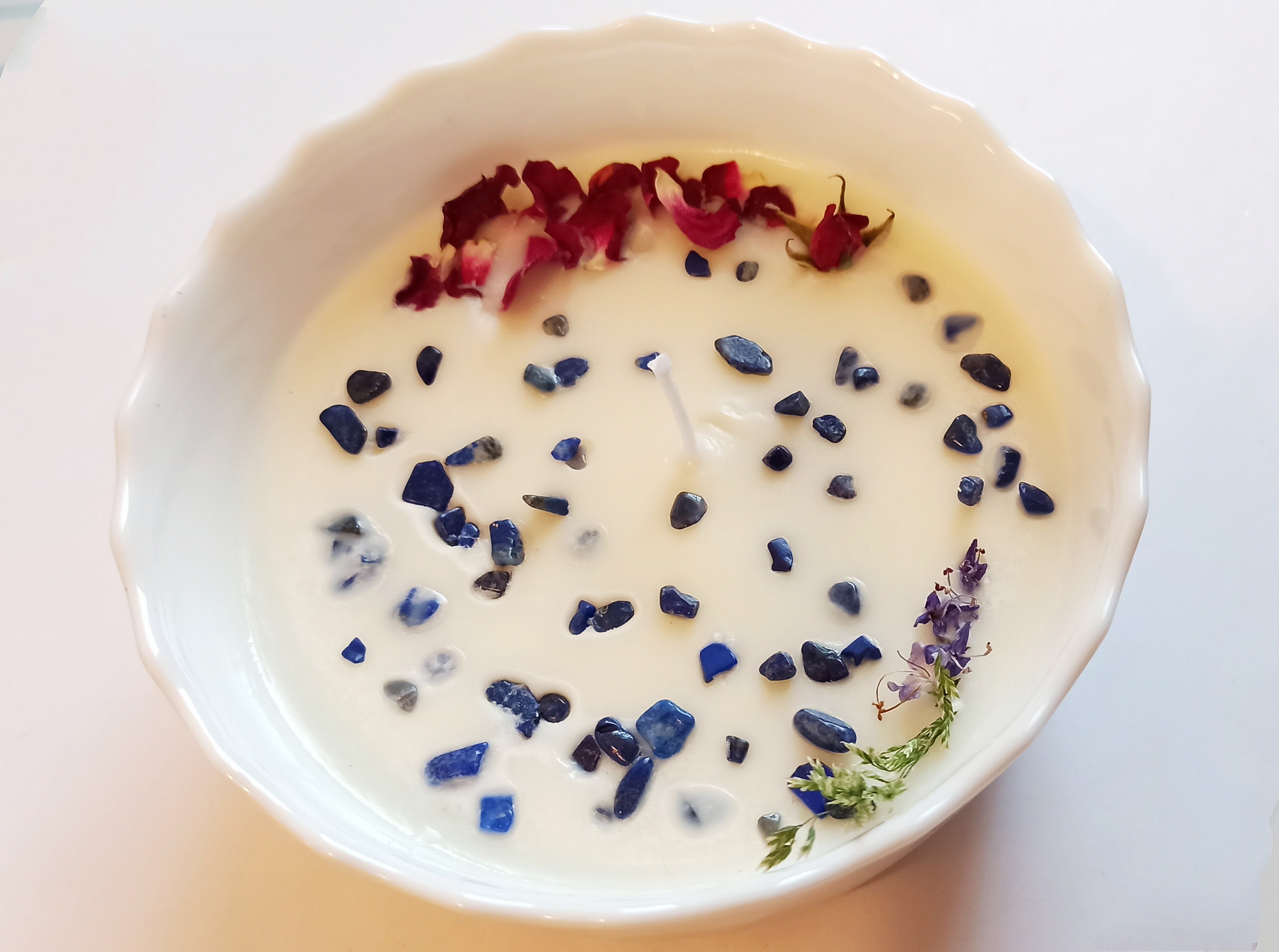 Bougie en Pierre Naturelles de Lapis Lazuli Parfum Fleuri Dans Un Coffret Prêt à Offrir