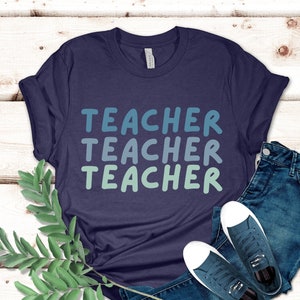 Camisa de maestro para mujeres, camisa de maestro de color azul descolorido ombre, linda camisa de maestro de regreso a la escuela, regalo de maestro estudiante, camisa de vida de maestro