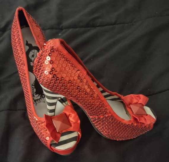 LOUIS FERAUD PARIS Red Silk Faille Heels Stilettos BRAND NEW 80s Runway  Pumps 10