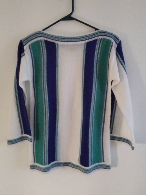 Ladies pullover sweater vintage by Joyce