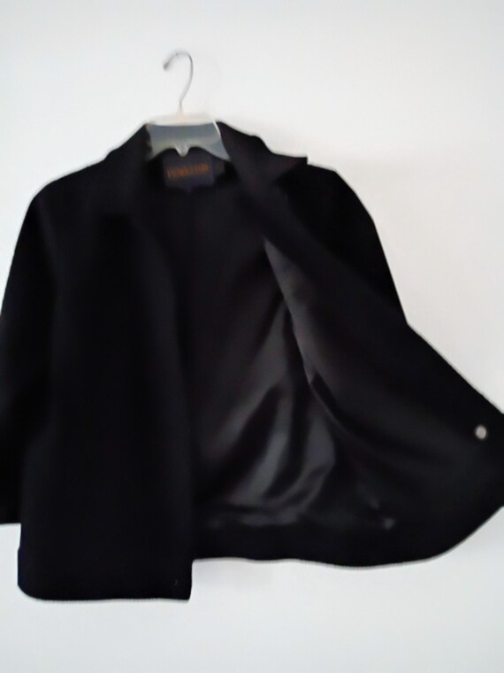Women's black 5 button wool Pendleton coat size 8 - image 3