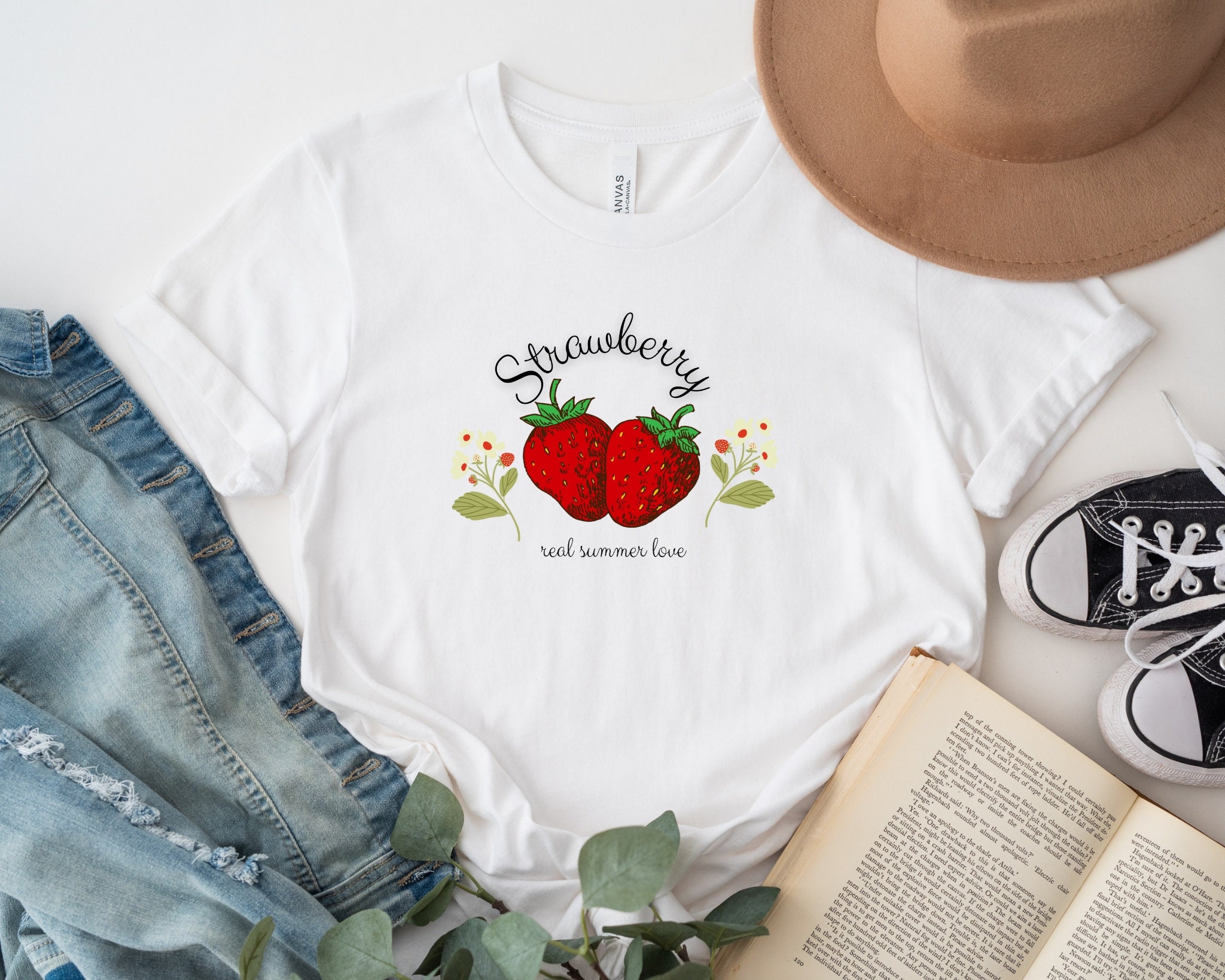 ◇ILLIGO◇ Strawberry Fitted T-shirt Cream MUSINSA | ILLIGO Strawberry Fitted T-shirt Cream