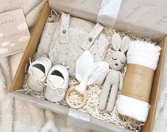 Baby Gift Box, Personalized Gift, Gender Neutral Baby Gift Set, Baby Shower Gift Box, Newborn Gift, Baby Boy/Girl Gift, Welcome