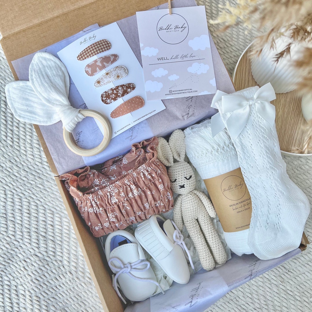 Baby Gift Box Set, Personalized Gift, Baby Shower Gift Box, Baby Girl