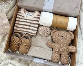 Baby Gift Box, Personalized Gift, Gender Neutral Baby Gift Set, Baby Shower Gift Box, Newborn Gift, Baby Boy/Girl Gift, Welcome