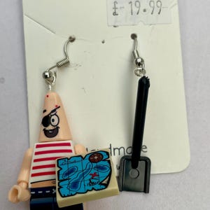 Figurine Patrick l'étoile de mer pirate de Bob l'éponge avec carte au trésor et boucles d'oreilles pelle