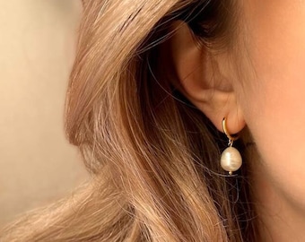 Pearl Hoops-Zilveren pareloorbellen-Sterlingzilver 925-Dainty Jewerly-18k vermeil gouden oorbellen-kleine parel-kleine pareloorbellen-minimal-EAR8