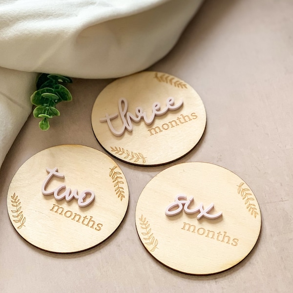 Engraved Wooden Baby Milestone Cards | Baby Monthly Milestones | Baby shower Gift | Milestone discs